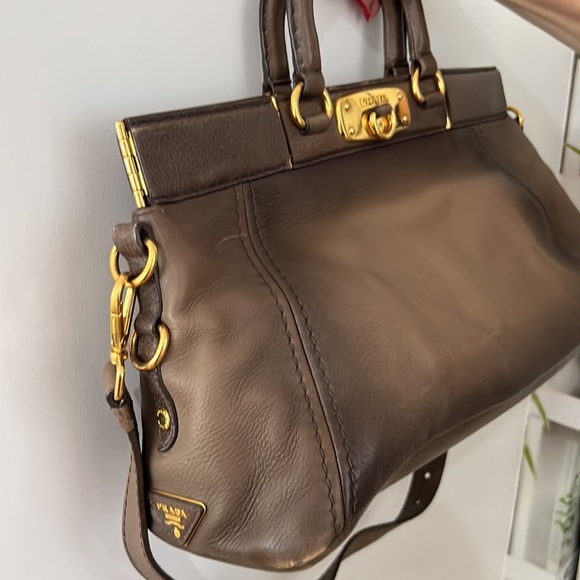 Authentic Prada bag - Picture 8 of 9